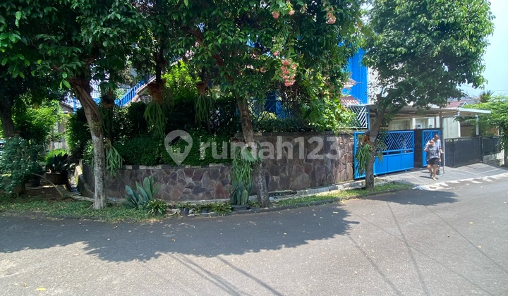 Rumah Terawat di Bintaro Dekat Jaksel Rumah Terawat di Bintaro Dekat Jaksel
