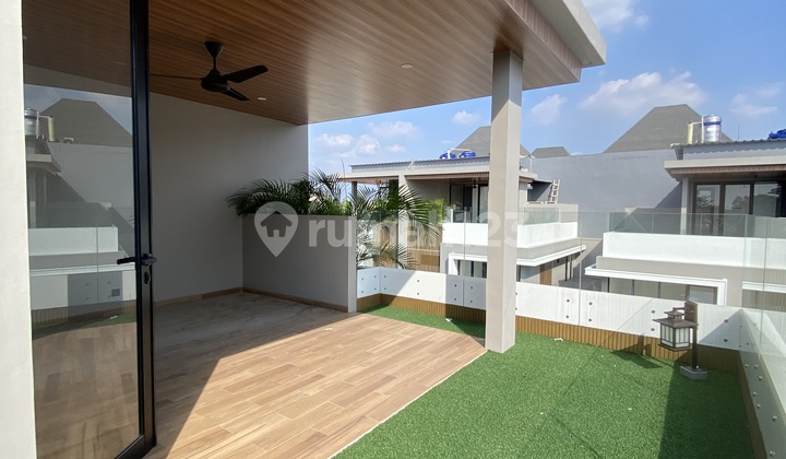 Rumah Cantik Di Area Cirendeu 2