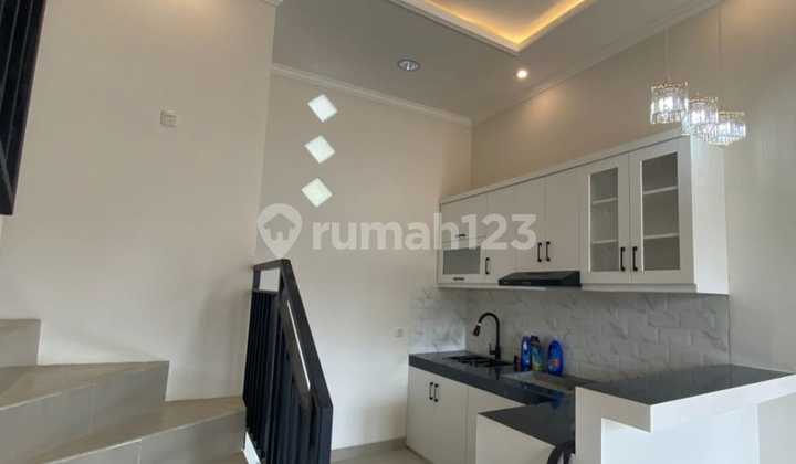 Townhouse 2 Lantai Design Scandinavian Minimalis (c) 2