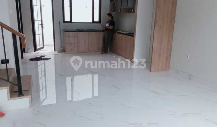 Rumah 6 Kamar Di Jagakarsa 2