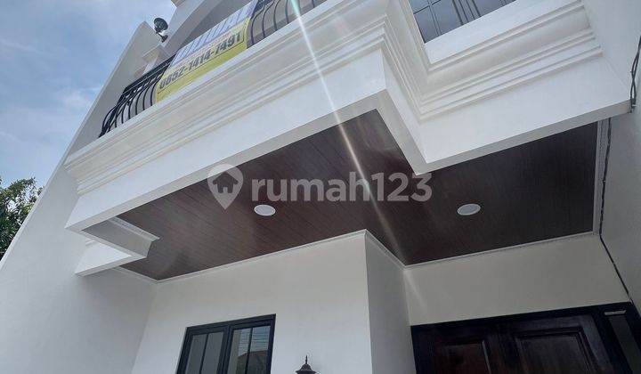 Rumah Klasik Modern Siap Huni Bebas Banjir Akses Tol Jatiasih 2