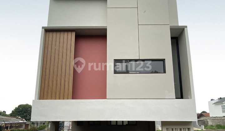 Modern House in Cibubur with Toll Road Access for Sale