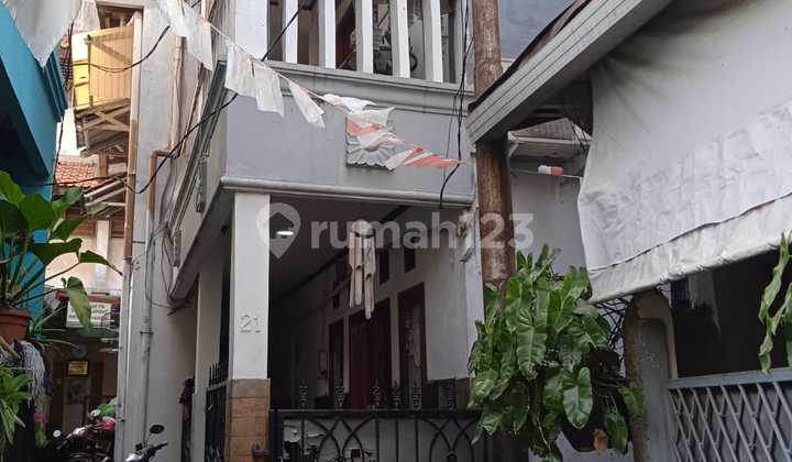 Dijual Rumah 3 Lantai Di Otista (1)