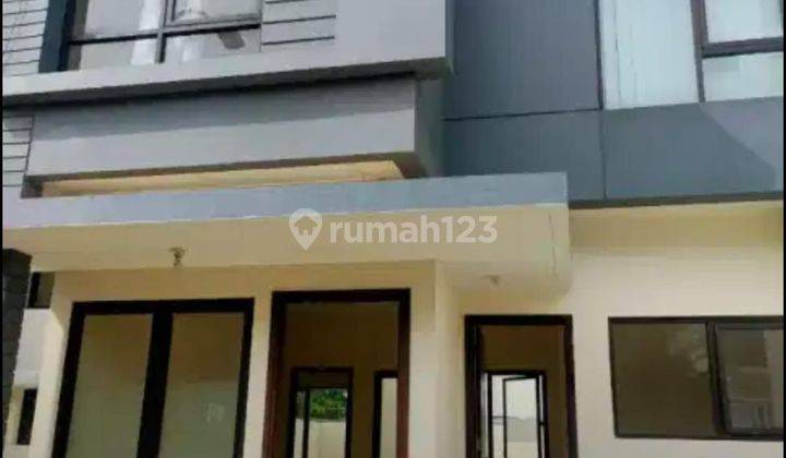 Rumah 2 Lantai di Delta Mas Seberang Aeon 2