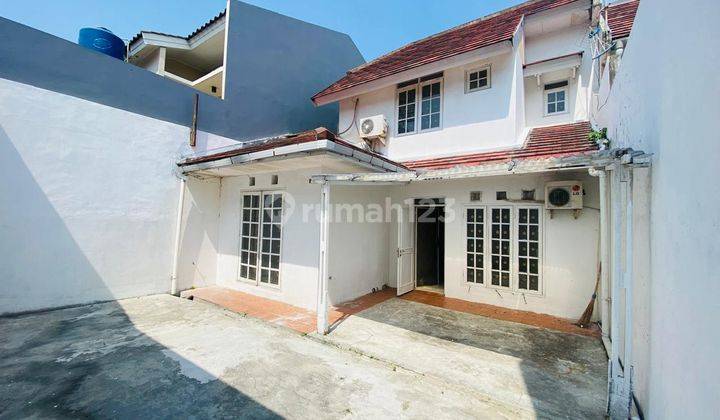 Rumah Bagus 2 Lantai di Beverly Lippo Cikarang 1