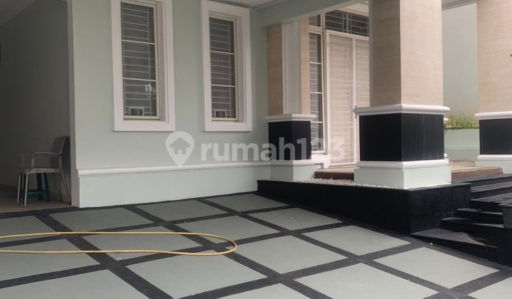 Rumah Bagus 2 Lantai di Emerald Mansion Lippo Cikarang