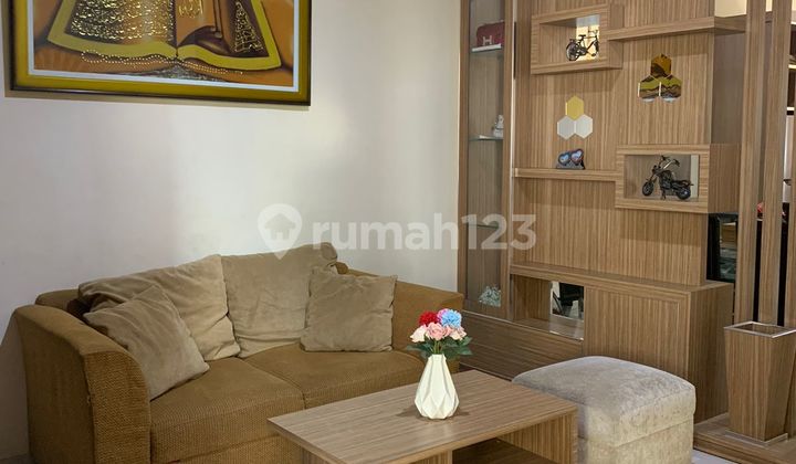 Rumah Bagus 3 Lantai di Garden Green Studentia Serpong Tangerang Rumah Bagus 3 Lantai di Garden Green Studentia Serpong Tangerang