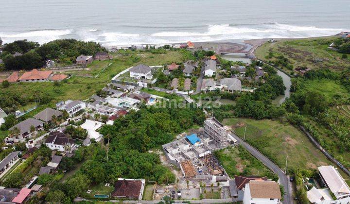 Tanah:400 M2(4 are) super langka siap Bangun Di jln utama pantai Pererenan Bali  2