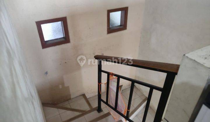 Rumah 2 Lantai.,Dekat UNIKA,Dkt pintu Toll 2