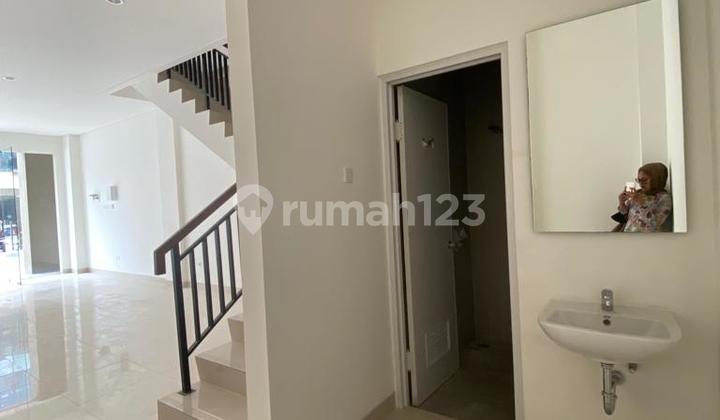 For Rent: Ice Business Park BSD City 3-Storey Shop House Ready to Occupy 2