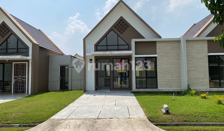 For Sale: Burgundy Cluster House in Podomoro Tenjo City. Move-In Ready.