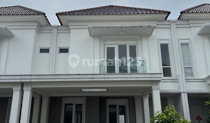 For Sale Luxury Pasadena Residence Ready to Occupy Gading Serpong