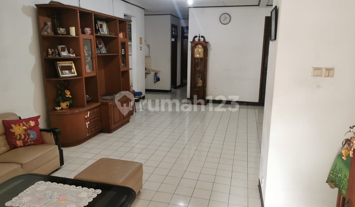 Rumah LT 160m2 Puri Indah Kembangan Selatan - Jakarta Lokasi Strategis 2