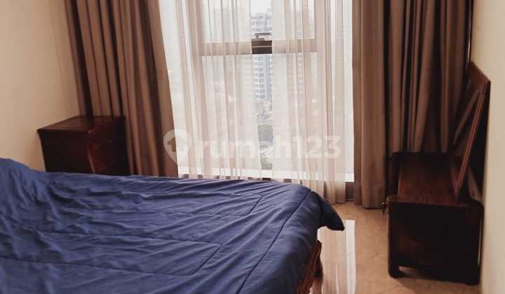 Disewakan High-floor Apartment 3br Fully Furnished!