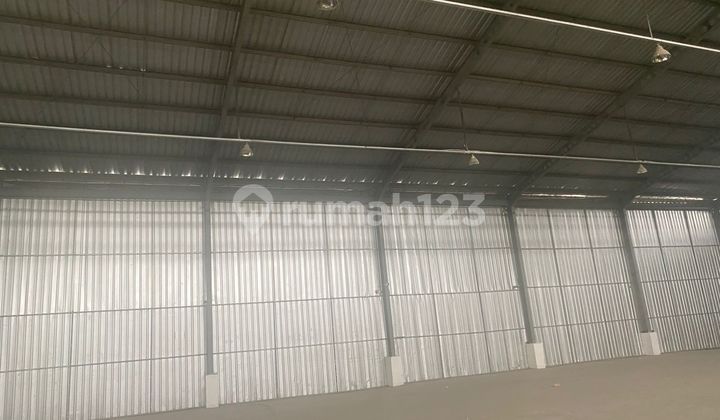 Large Warehouse Near Southern Ring Road