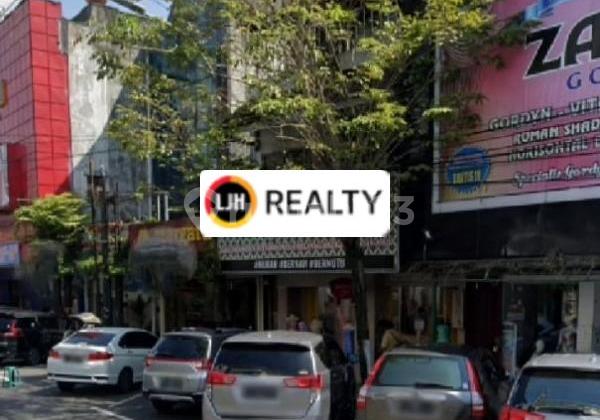 Ruko 3 Lantai Sangat Strategis Di Jalan Urip Sumoharjo, Yogyakarta 2