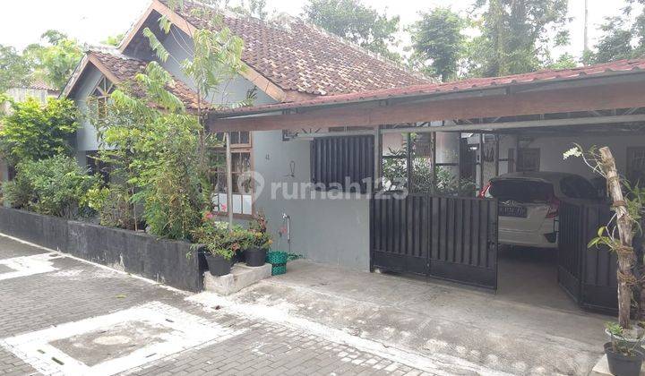 Rumah Dalam Perumahan Condong Catur Yogyakarta 2