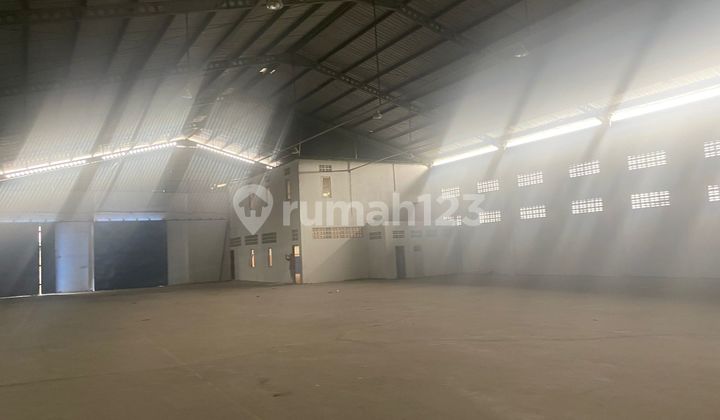 Large Warehouse Near Southern Ring Road