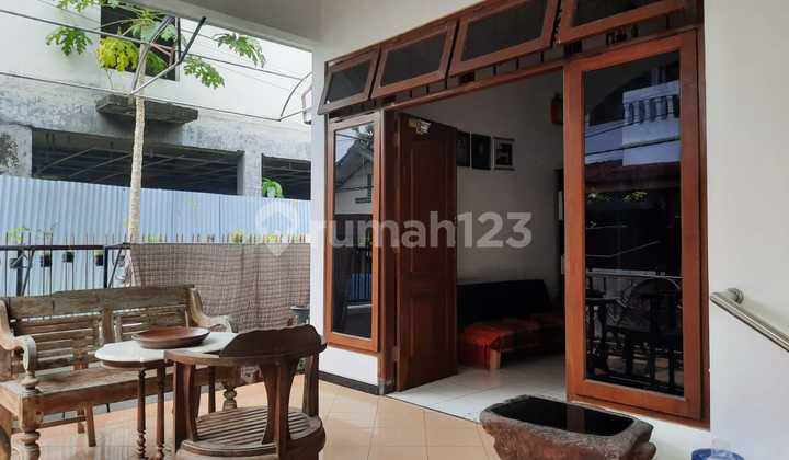 Rumah 2 Lantai Dekat Ambarukmo Plaza Cocok Untuk Hunian Atau Kos Kosan