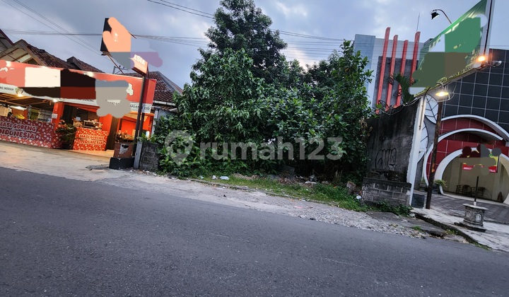 Vacant Land on Jl Wahid Hasyim, Condong Catur, Suitable for Student Boarding Houses or Various Businesses.
