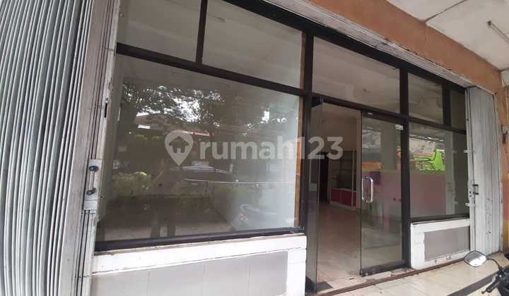 2-Story Shop House on Kusumanegara Street, Suitable for Office or Business 2