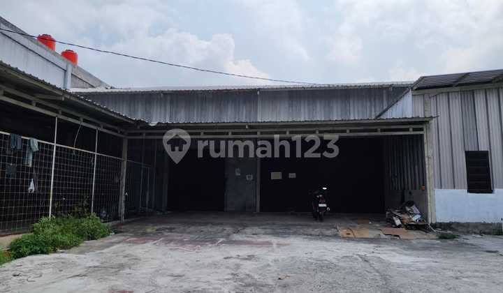 For Rent: Strategic Warehouse, Tronton Access, Main Road in Yogyakarta For Rent: Strategic Warehouse, Tronton Access, Main Road in Yogyakarta