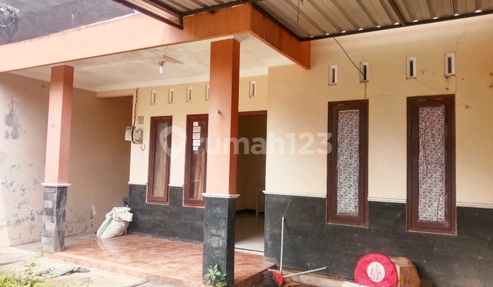 Super Cheap House Jalan Kaliurang Km 8 Near UGM and Hyatt Hotel 2