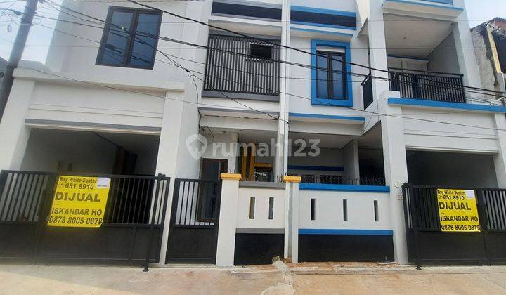 Rumah Baru dalam komplek di Cilincing Jakarta Utara  1