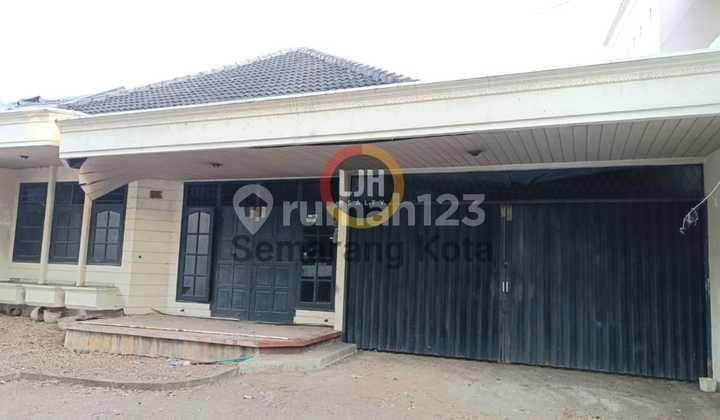 Rumah lama di jalan Merapi 1