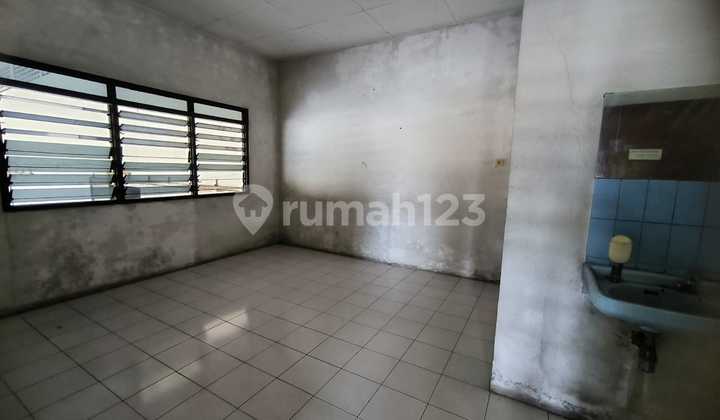 Warehouse in the Tugu area. 2