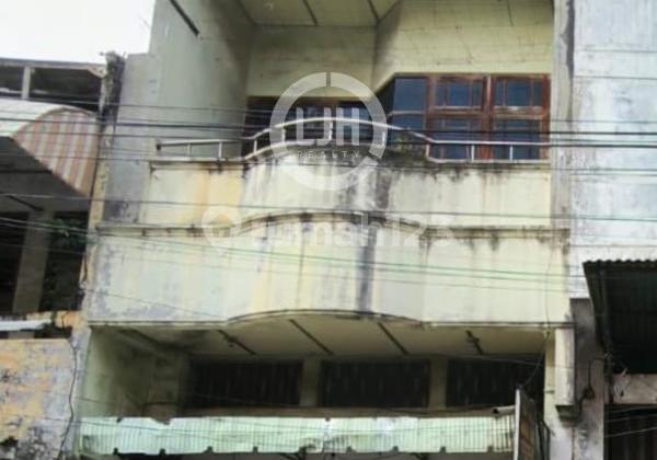 Ruko di Jalan Pedamaran 1