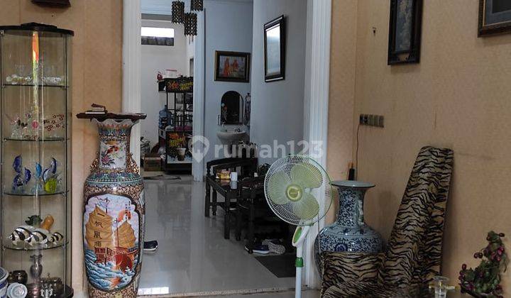 Rumah 2 Lantai SHM dijual di Jl. Faisal 15 makassar 6