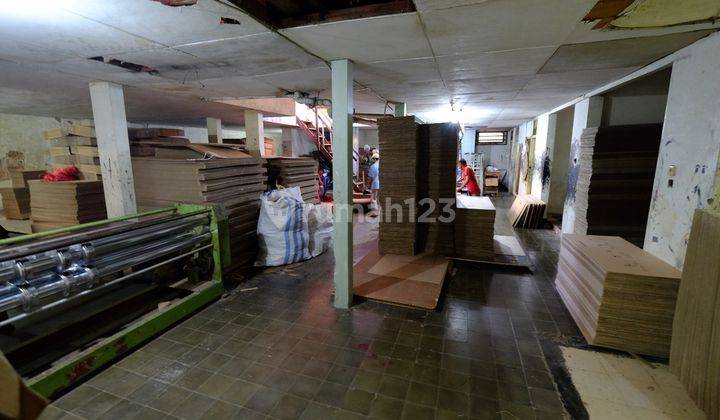 DI SEWA/DI KONTRAKAN RUMAH BAGUS SAYAP RIAU DEKAT KAFE BALI 4