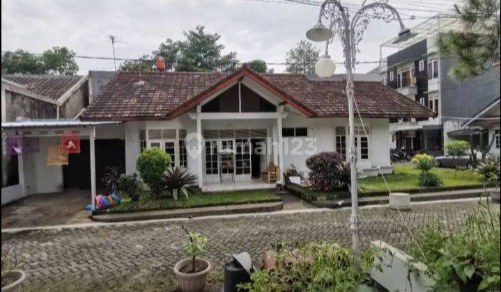 Rumah Lama Dekat Ciwallk Cihampelas Bandung Kota 1