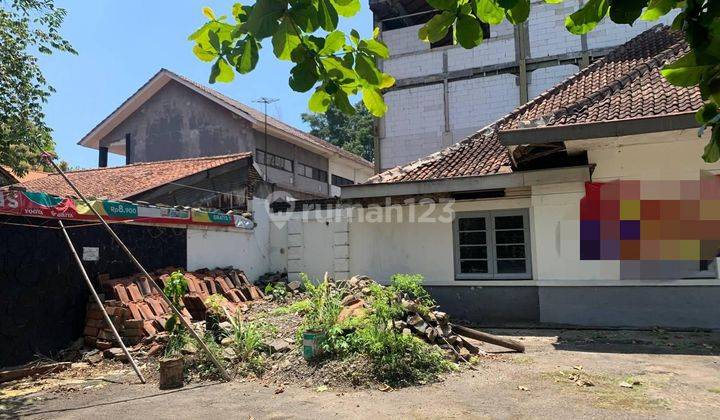 RUMAH LAMA TERAWAT JALAN UTAMA SUPRATMAN BANDUNG KOTA 2