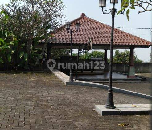 Villa Di Dago View Menawan Kota Bandung Dan Bukit Hijau Sejuk 1