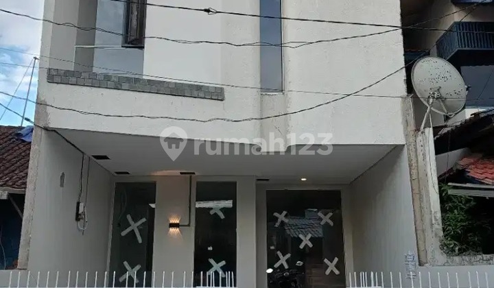 Rumah Minimalis 100 Mter Ke Jalan Buahbatu Raya