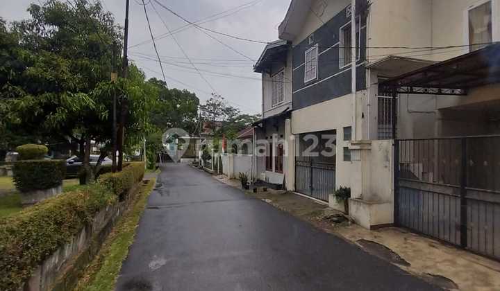 Selling Active Boarding House in the Center of Bandung City with Two-Car Road Access 1