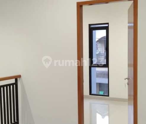 Modern Minimalist House in the Twin Bkr Area 2