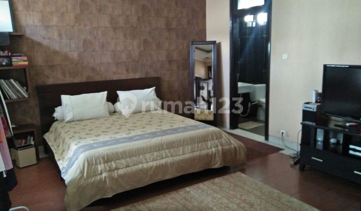 Price Drop !! Luxury House in a Premium Location Near Gedung Sate Bandung 2