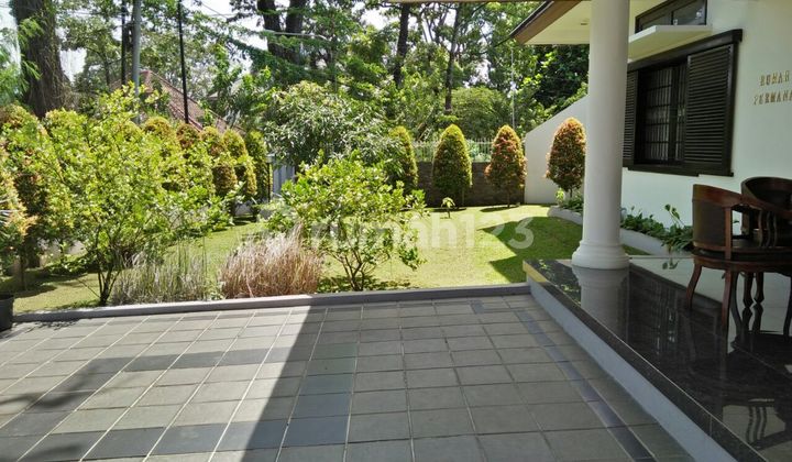 Turun Harga !! Rumah Mewah Lokasi Premium Dekat Gedung Sate Bandung