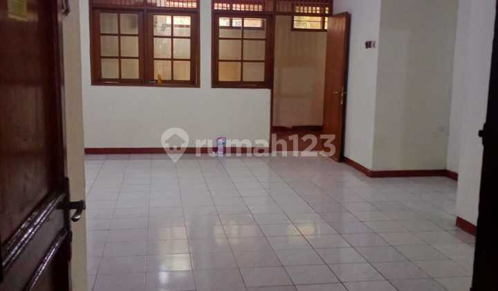 Di Sewakan Rumah Siap Huni Pratista Antapani