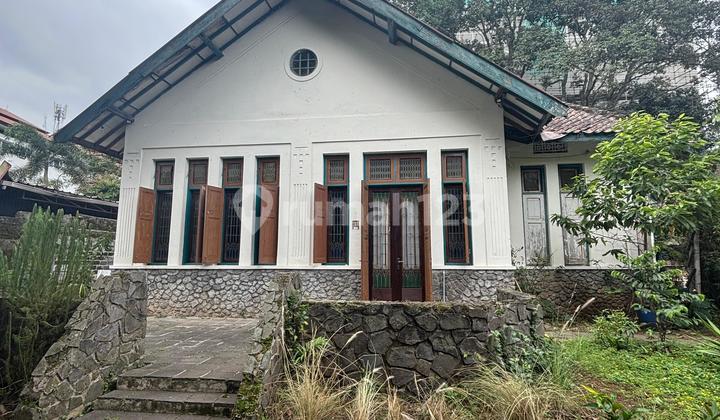 Rumah Heritage Belanda Area Bisnis di Mainroad Dago, Bandung