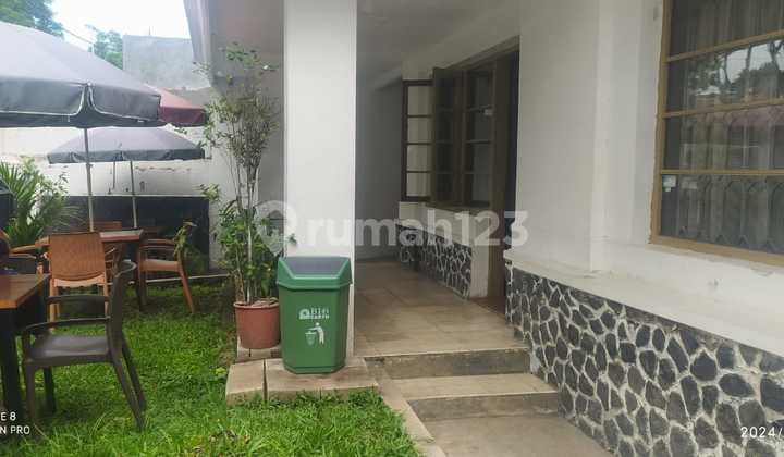 Rumah Belanda Strategis di Area Riau - Kota Bandung