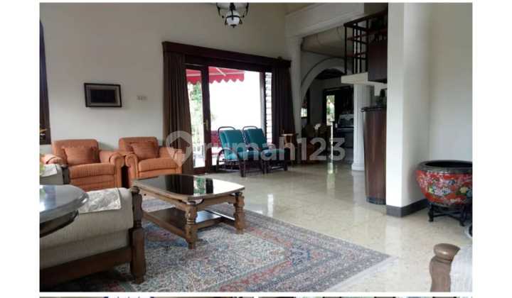 Rumah luas asri dekat kampus polman ITB kanayakan, dago - bandung