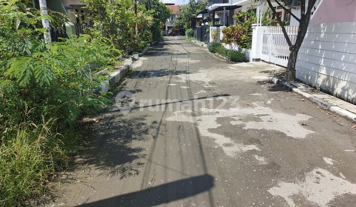 The cheapest ready-to-occupy house in Sanggar Hurip complex, Soekarno-Hatta, Bandung. The cheapest ready-to-occupy house in Sanggar Hurip complex, Soekarno-Hatta, Bandung.