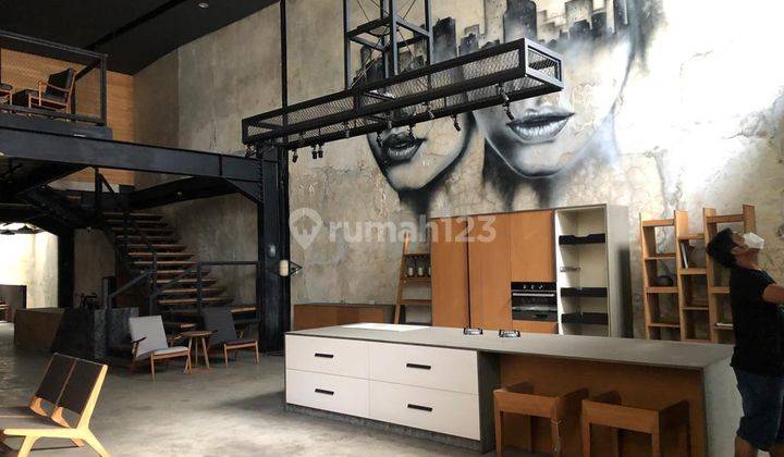 Ruang Usaha Untuk Resto Cafe di Braga Bandung 2