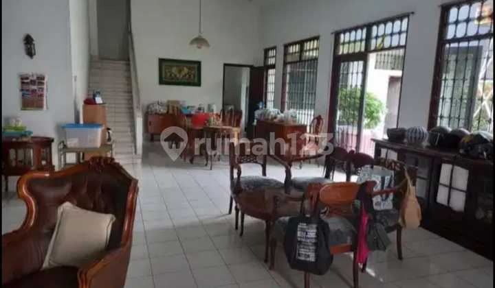 Attractive Price Dutch Colonial House in Bengawan, Sayap Riau 2