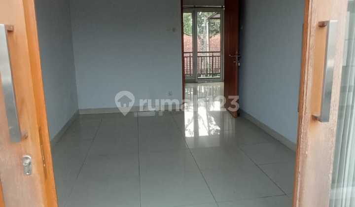 Nice House Near Itenas Campus in Cikutra Indah Residence Cluster 2