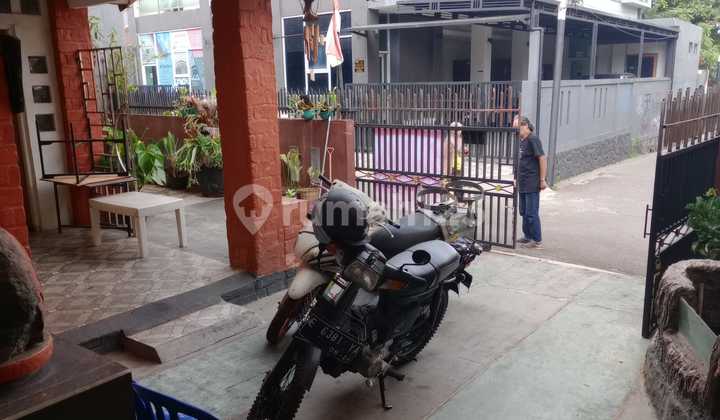 Rumah terawat dekat kampus unpad dan unikom area tubagus ismail bandung 2